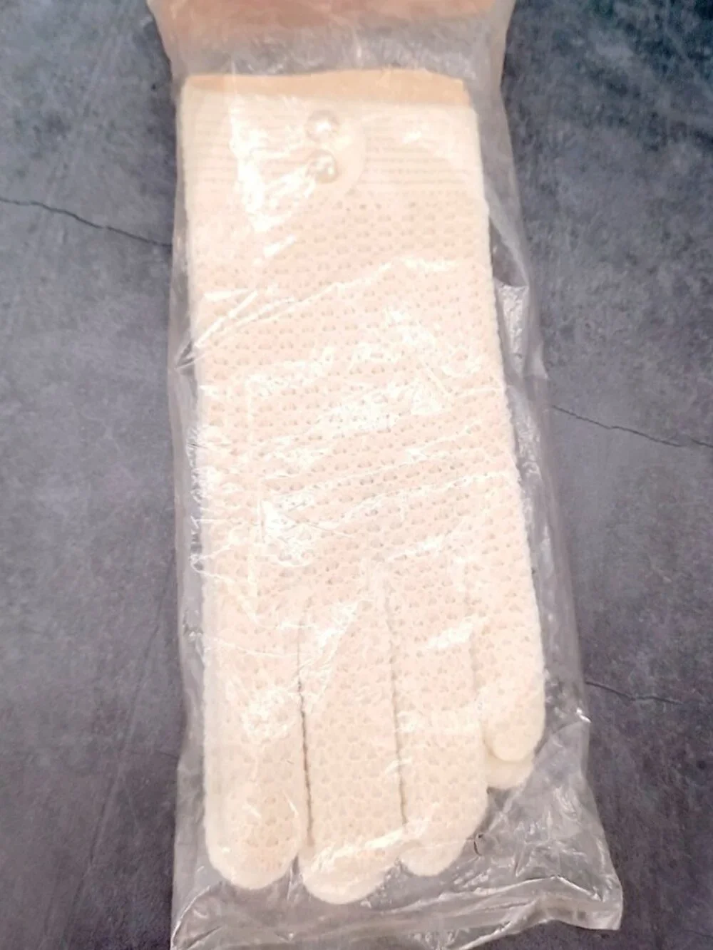 Cream White Fishnet Stretch Gloves /Pearl Buttons Formal 7.5